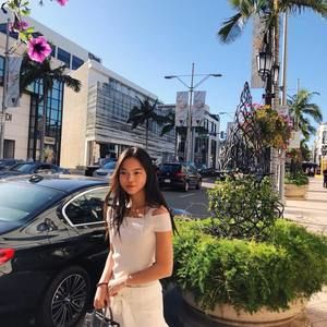 Meet your Posher, Sofia